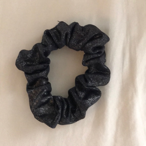 Francesca’s scrunchies - Picture 3 of 3